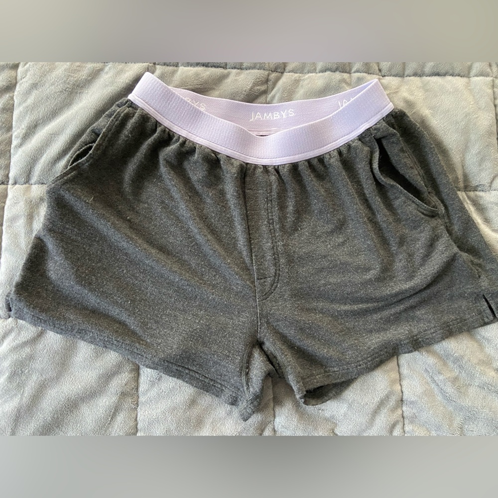 Jambys Super Soft Boxer Short in grey/lavender size S! 💜